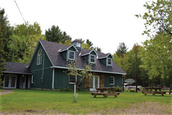 Coronation hall’s main building which hold the press and Tea Room. Photo by Nicolas Sabourin