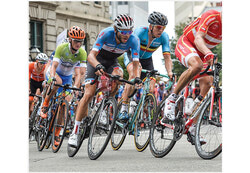 Prise en 2015, cette photo  montre 
Antoine Duchesne, deux fois champion canadien U23.
Photo: Rob Jones
www.canadiancyclist.com 