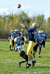 Football has been a staple at Symmes/ D’Arcy High School, but young athletes may have the opportunity to apply for sports concentrations in the 2017-2018 school year at Hadley Junior High and Philemon Wright High School. The photo shows Nathan Lecuyer making a great catch during a 2015 game.
Photo: David McColl
