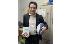 Didier Périès, auteur du roman Guelta : Du Sahel au rugby, au Bulletin d’Aylmer (22 mai 2025). Photo : Mélissa Gélinas