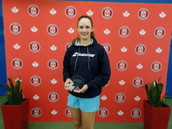 Mélodie Collard a remporté le titre en simple au Championnats canadiens pour la deuxième fois. Photo: Courtoisie
