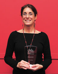 Marie Couture, naturopathe chez SOL épicerie santé remporte le prix CHFA 2015 pour l’Excellence de la vente